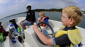 Bateau � moteur